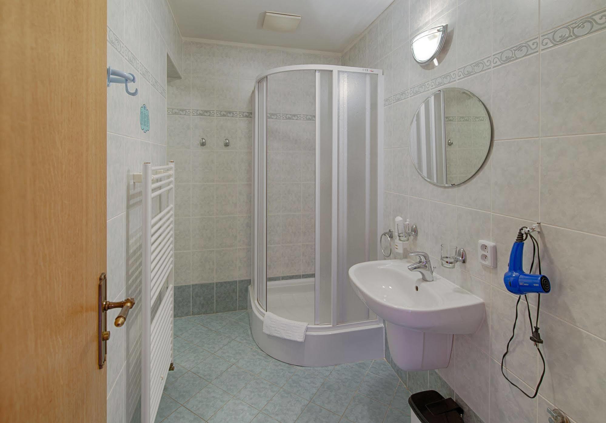 Hotel Derby Karlsbad Eksteriør billede