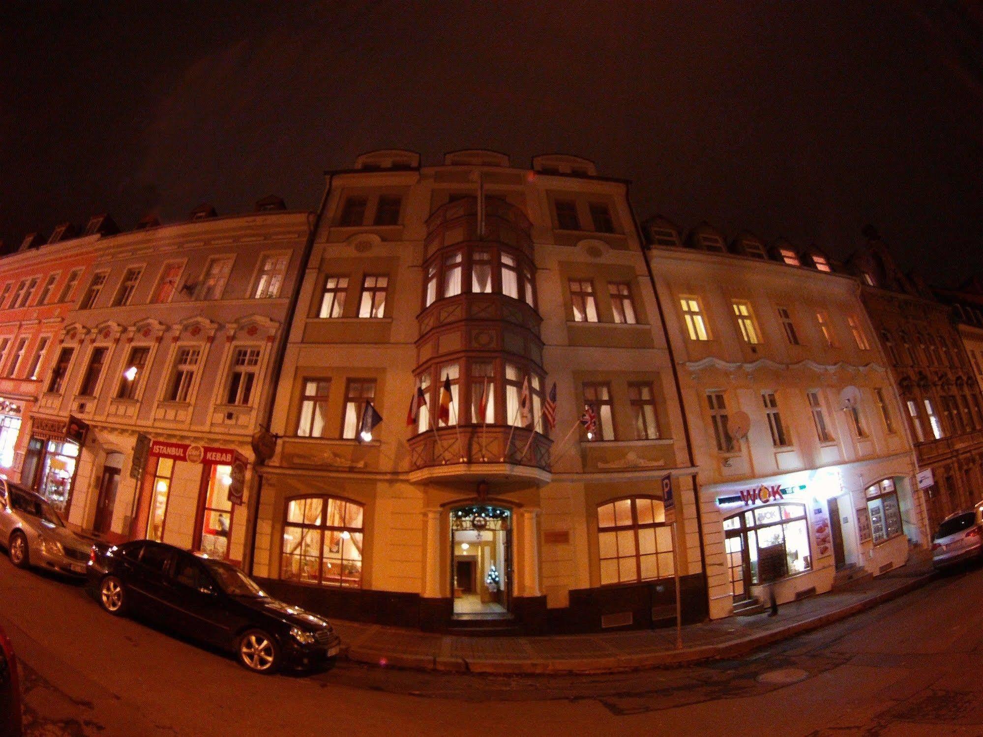 Hotel Derby Karlsbad Eksteriør billede
